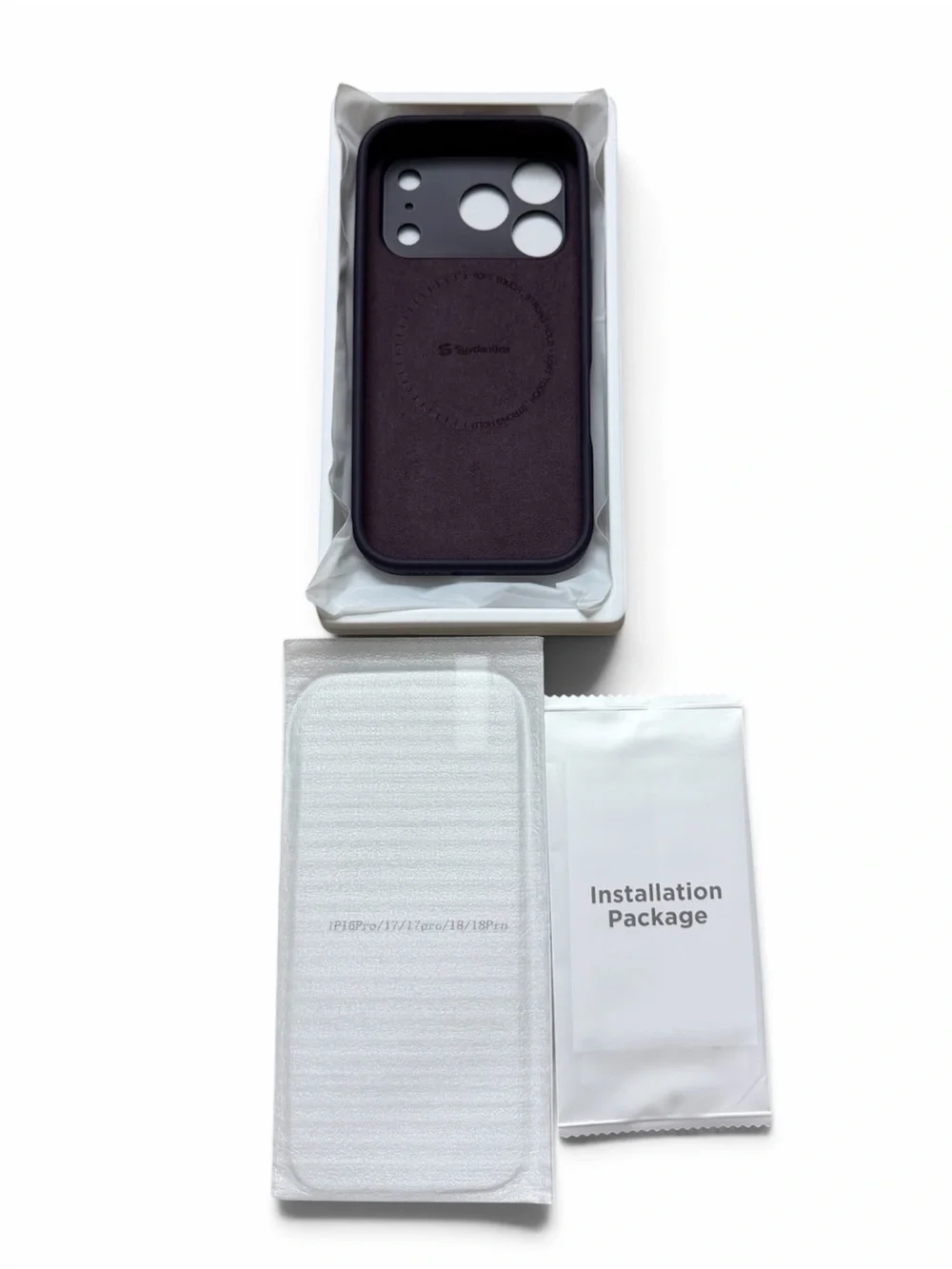 SuydanBox IPhone 17 Pro Silicone Phone Case
